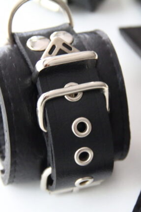 Shibari Eğitimleri, El Yapımı Deri Ürünler, BDSM Ürünleri, Sex Shop 44 BDSM Kelepçe Seti (Profesyonel)