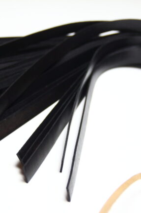 Shibari Eğitimleri, El Yapımı Deri Ürünler, BDSM Ürünleri, Sex Shop 59 Ahşap Saplı Flogger Deri Kırbaç