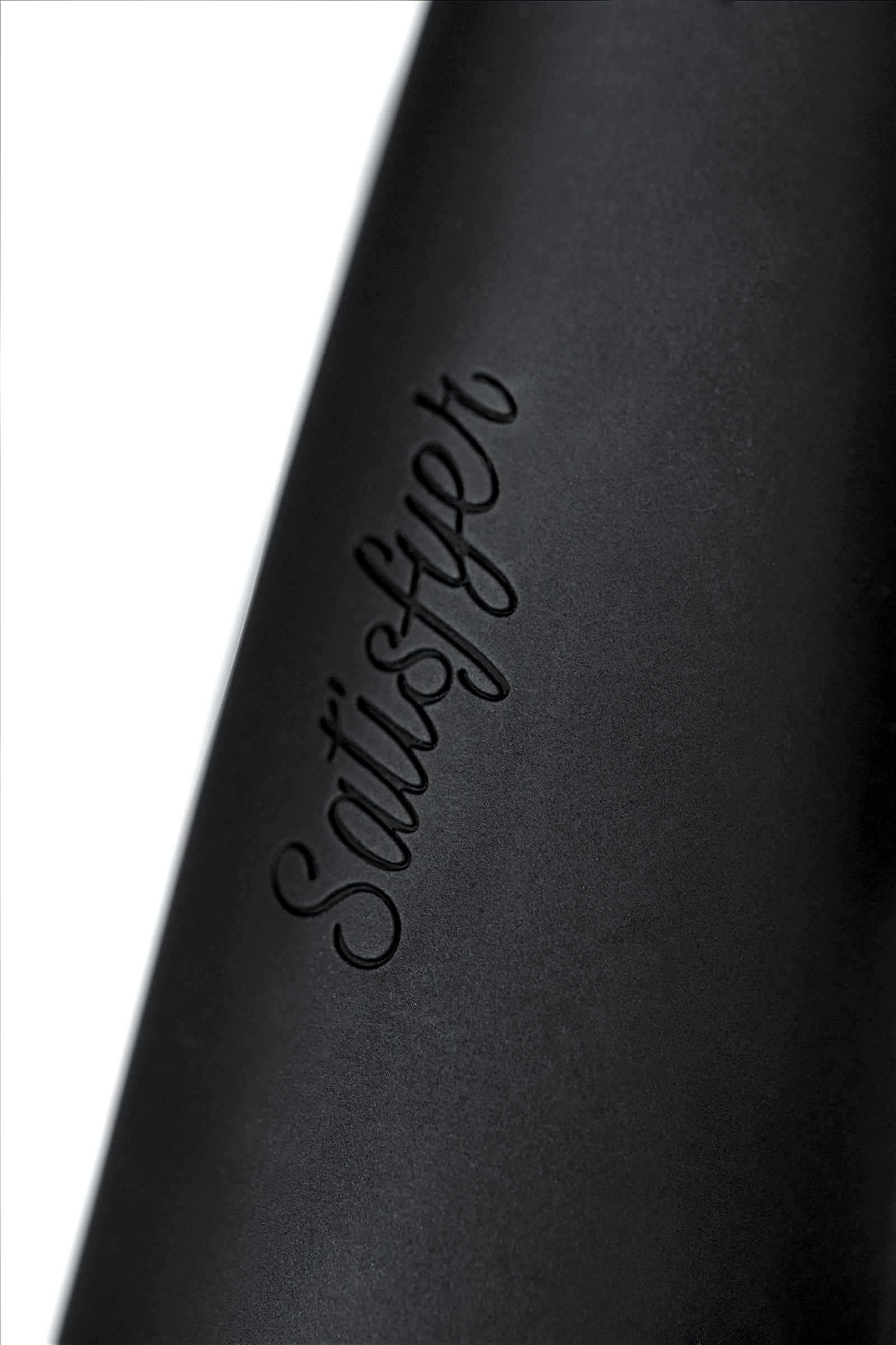 Satisfyer PRO 3 Vakum Dalgası Temassız Klitoral Stimülatör Titreşim, Silikon, Siyah, 14 cm - Görsel 26