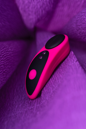 Lovense Ferri – Wearable Clitoral Vibrator with Magnetic Clip (App Controlled)