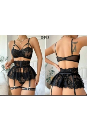 Lingerie Set with Lace and Tulle Details